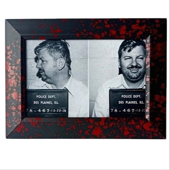 Serial Killer John Wayne Gacy Mugshot Gothic Crime Murder 70s Retro Cult Werid - Picture 1 of 7